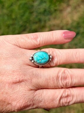 925 Sterling Silver Lone Mountain Turquoise Oval Ring